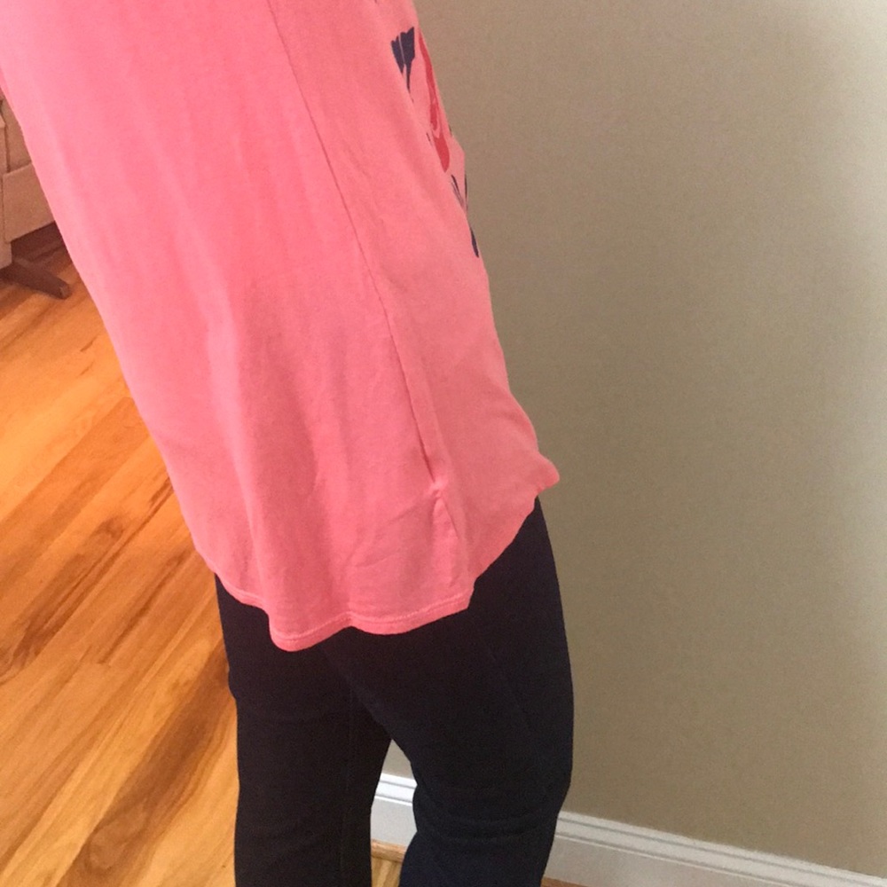 NWOT Pink Flowy Tank Top with Graphic Size M - Picture 6 of 7